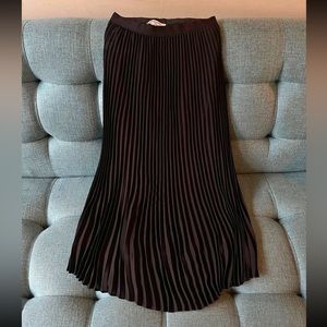 BABATON Pleated Jude Misi Full Classic Black Skirt Aritzia Small